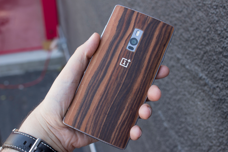 Illustration for article titled OnePlus 2 Hands-On: So Good, It Makes Me Want To Leave Verizon